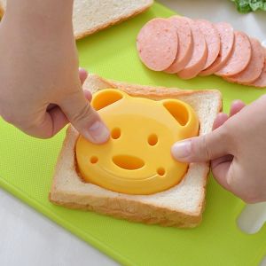 samarshop כלי בית ומטבח Little Bear Shape Sandwich Mold Bread Biscuits Embossed Device Cake Mold Maker DIY Mold Cutter kitchen breakfast accessories